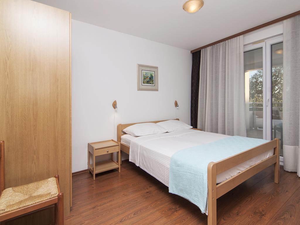 Apartments Ceja Near Sea Медулин Экстерьер фото