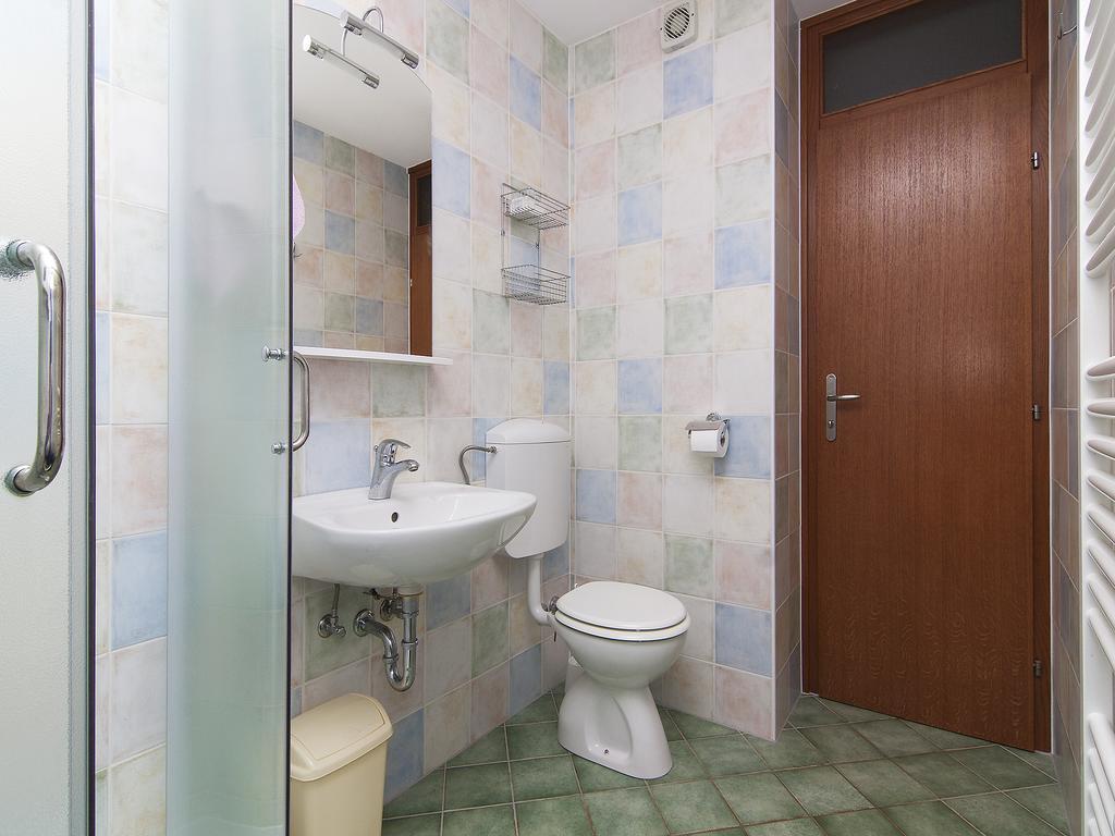 Apartments Ceja Near Sea Медулин Экстерьер фото