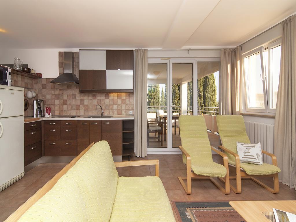 Apartments Ceja Near Sea Медулин Экстерьер фото