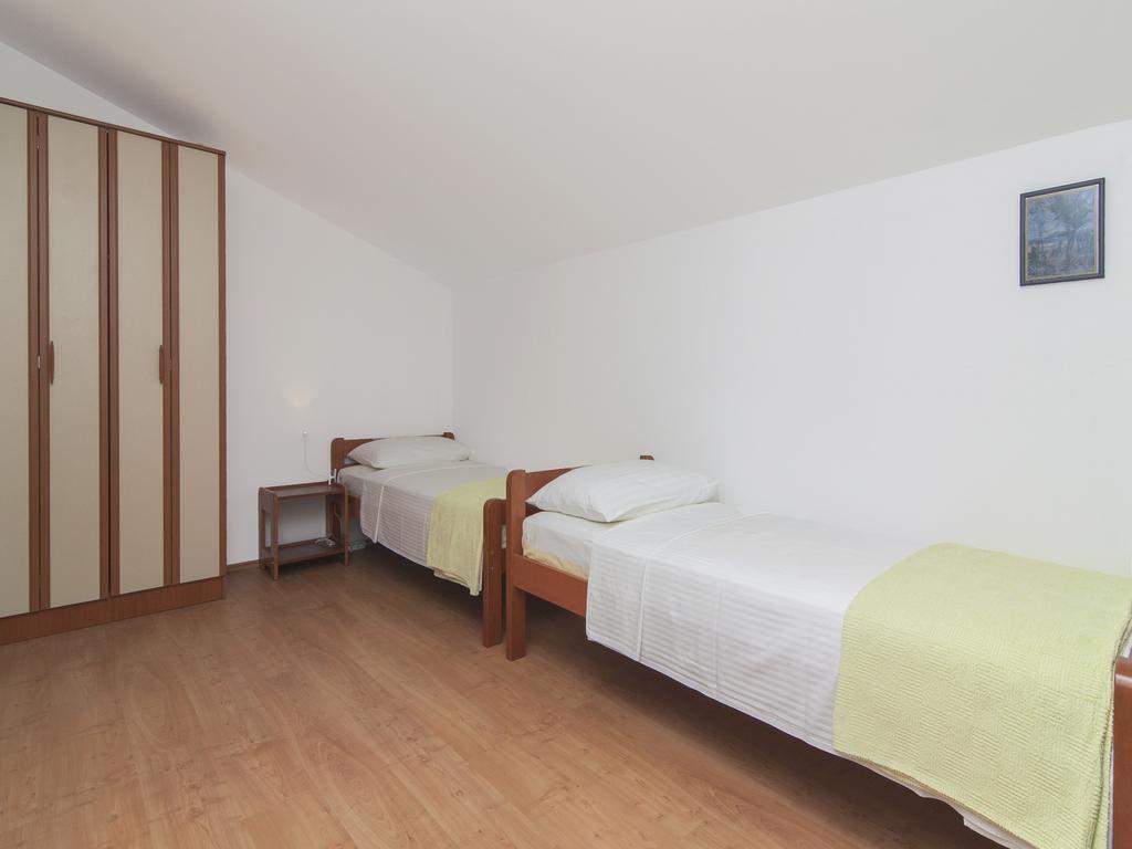 Apartments Ceja Near Sea Медулин Номер фото